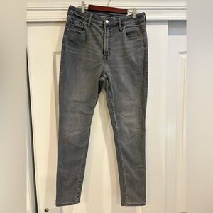 Old Navy Rockstar Super Skinny Gray Denim Jeans